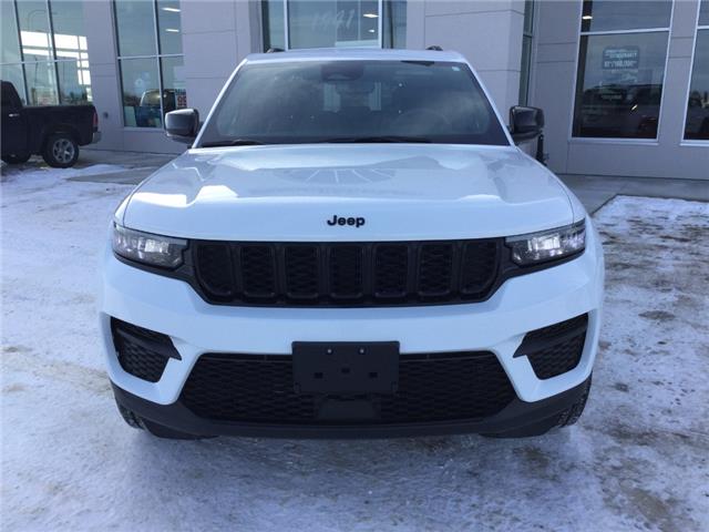 2023 Jeep Grand Cherokee Laredo (Stk: DD074A) in Swan River - Image 5 of 23