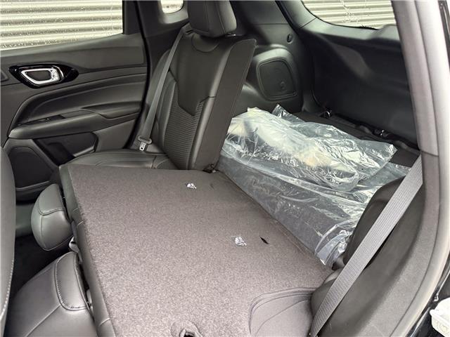 2026 Jeep Compass North (Stk: 26177) in London - Image 13 of 26