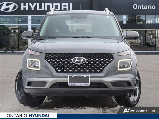 2023 Hyundai Venue Ultimate w/Black Interior (IVT) (Stk: 7-1613A) in Whitby - Image 2 of 27