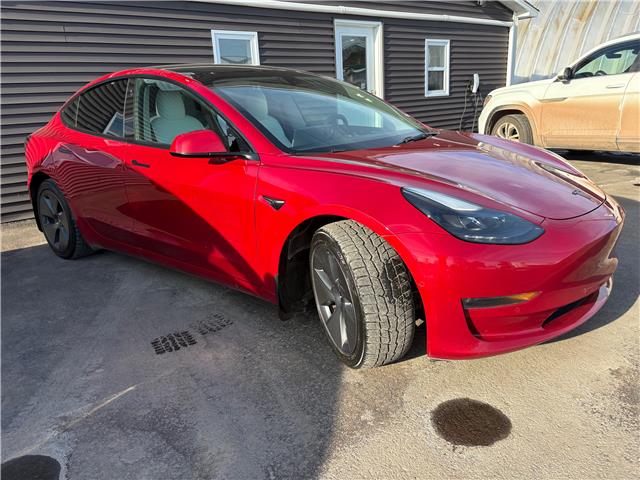 2022 Tesla Model 3 Long Range in Sussex - Image 6 of 12