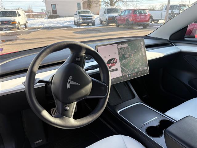 2022 Tesla Model 3 Long Range in Sussex - Image 10 of 12