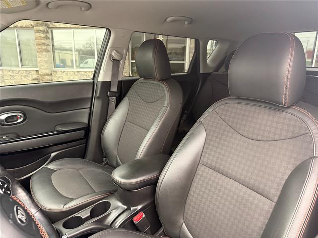 2019 Kia Soul SX Turbo in Sarnia - Image 11 of 25