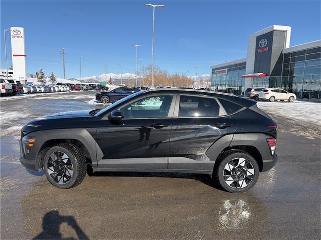 2024 Hyundai Kona  (Stk: U093028K) in Cranbrook - Image 2 of 23