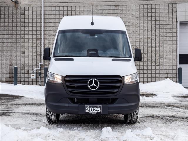 2025 Mercedes-Benz Sprinter 2500  (Stk: SE0312) in Aurora - Image 2 of 24