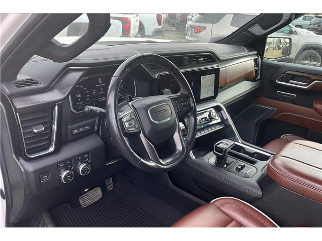 2024 GMC Sierra 1500 Denali Ultimate (Stk: 23177U) in Calgary - Image 13 of 35