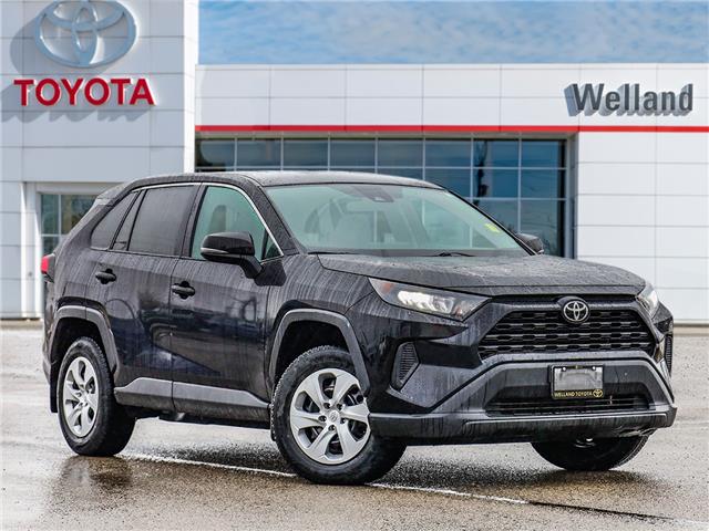 2022 Toyota RAV4 LE (Stk: 6498) in Welland - Image 1 of 24