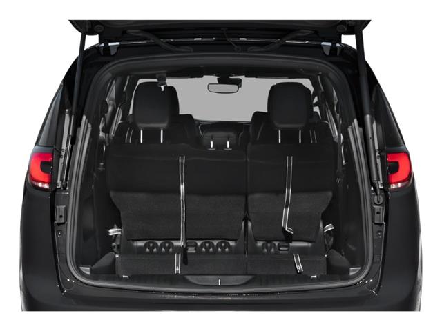 2026 Chrysler Pacifica Select in Surrey - Image 8 of 12