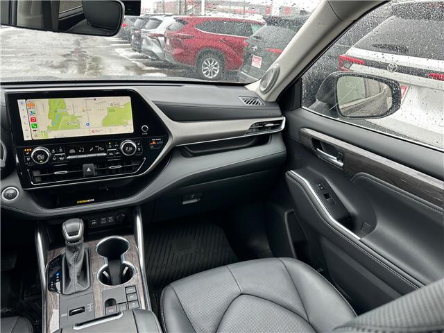 2024 Toyota Highlander Hybrid Limited (Stk: W7007A) in Cobourg - Image 12 of 31