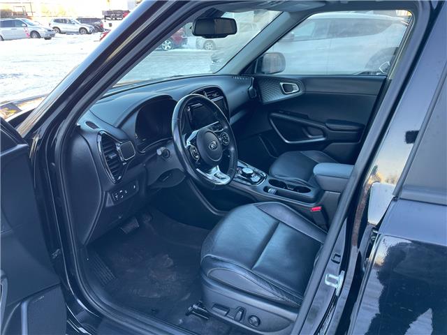 2021 Kia Soul EV EV Limited (Stk: R-21KISBLA2335 ) in Calgary - Image 9 of 12