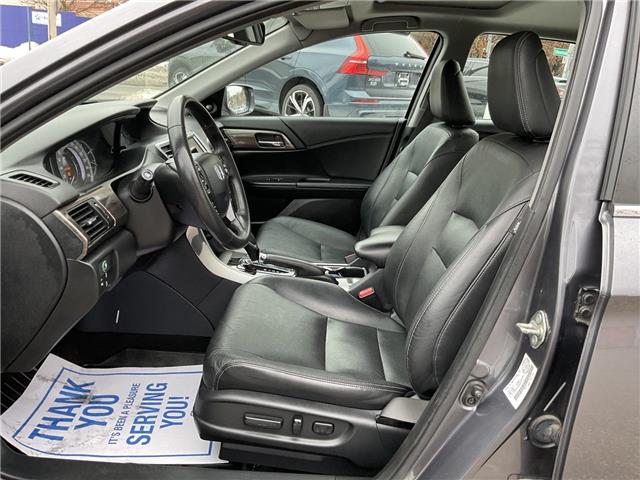 2017 Honda Accord Touring (Stk: 4817) in KITCHENER - Image 15 of 28
