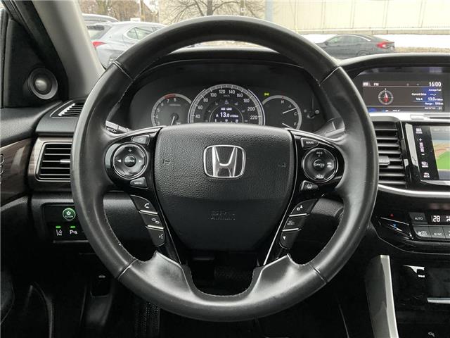 2017 Honda Accord Touring (Stk: 4817) in KITCHENER - Image 17 of 28