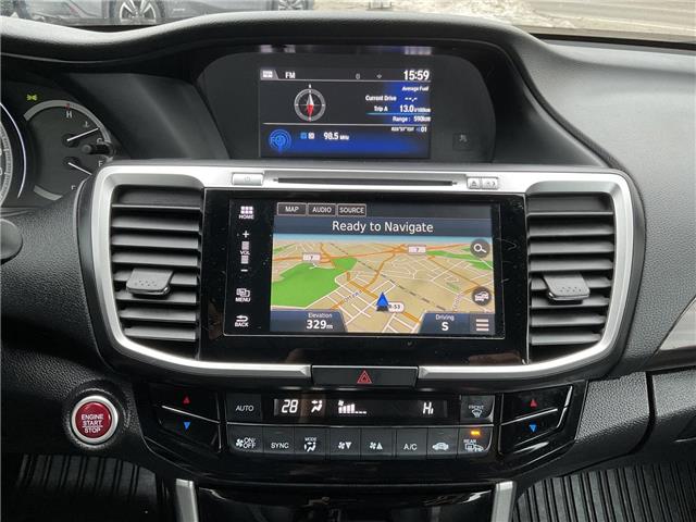 2017 Honda Accord Touring (Stk: 4817) in KITCHENER - Image 22 of 28