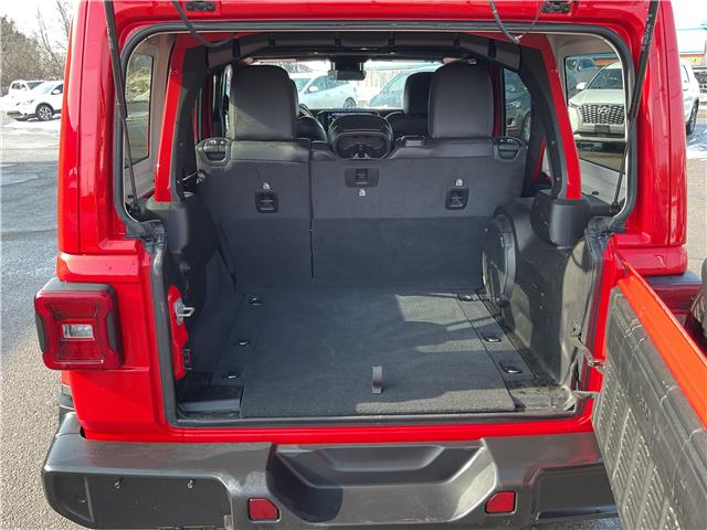 2024 Jeep Wrangler Sahara (Stk: 260103) in Kingston - Image 32 of 33