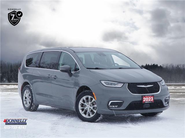2023 Chrysler Pacifica Touring L (Stk: KUR3261) in Kanata - Image 1 of 24