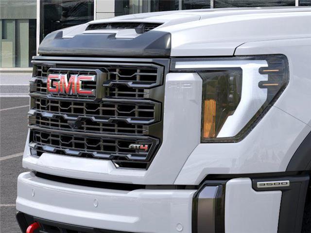 2026 GMC Sierra 3500HD AT4 (Stk: TF225196) in Calgary - Image 14 of 25