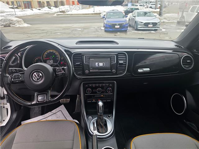 2017 Volkswagen Beetle 1.8 TSI Dune (Stk: 2512640) in Waterloo - Image 14 of 22