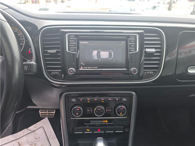 2017 Volkswagen Beetle 1.8 TSI Dune (Stk: 2512640) in Waterloo - Image 16 of 22