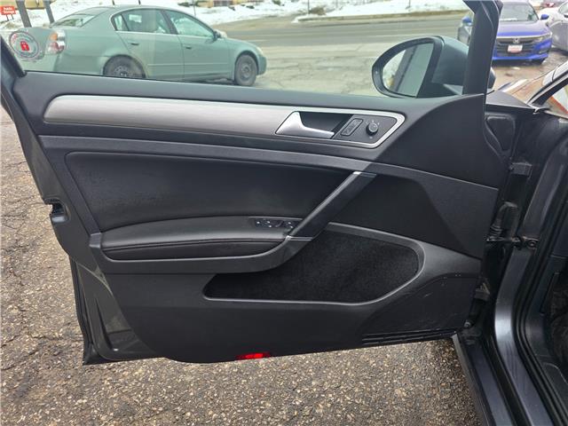 2017 Volkswagen Golf 1.8 TSI Comfortline (Stk: 2602042) in Waterloo - Image 10 of 21