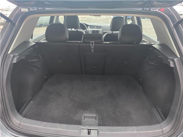 2017 Volkswagen Golf 1.8 TSI Comfortline (Stk: 2602042) in Waterloo - Image 19 of 21