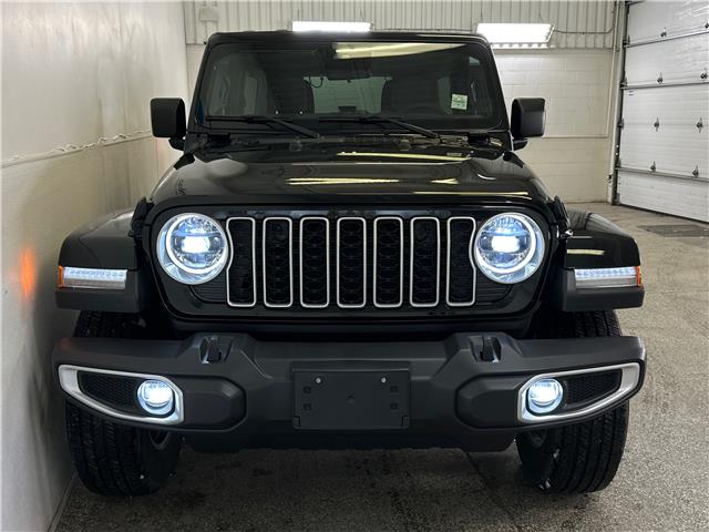 2024 Jeep Wrangler Sahara (Stk: 43518J) in Belleville - Image 2 of 28