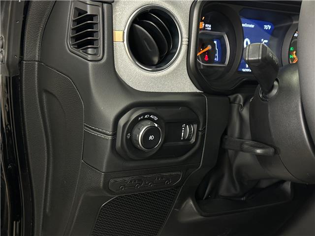 2024 Jeep Wrangler Sahara (Stk: 43518J) in Belleville - Image 16 of 28
