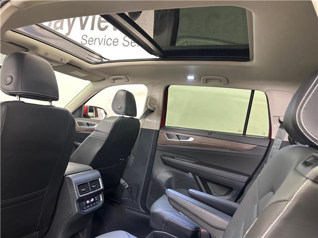 2024 Volkswagen Atlas 2.0 TSI Highline (Stk: 43533J) in Belleville - Image 11 of 29