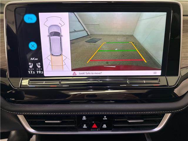 2024 Volkswagen Atlas 2.0 TSI Highline (Stk: 43533J) in Belleville - Image 22 of 29