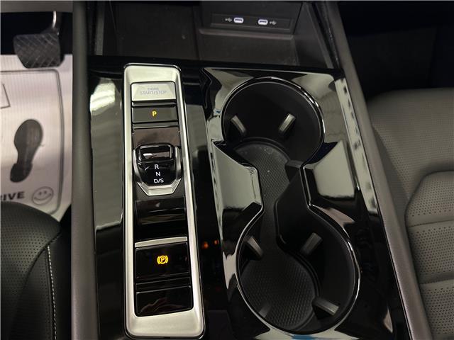 2024 Volkswagen Atlas 2.0 TSI Highline (Stk: 43533J) in Belleville - Image 24 of 29