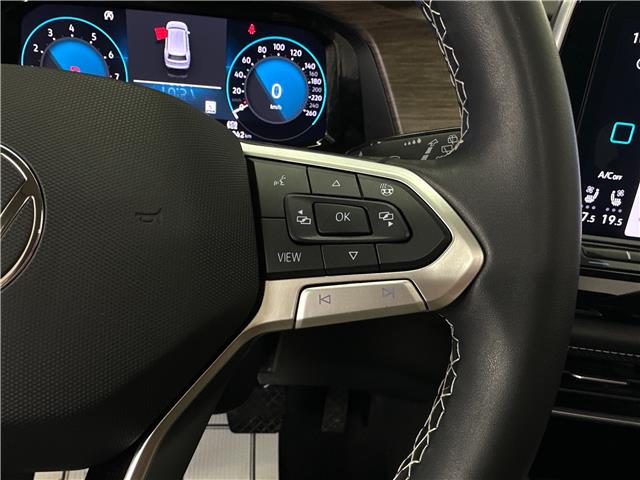 2024 Volkswagen Atlas 2.0 TSI Highline (Stk: 43533J) in Belleville - Image 25 of 29