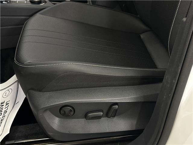 2024 Volkswagen Tiguan Comfortline (Stk: 43532J) in Belleville - Image 16 of 26
