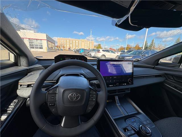 2026 Toyota bZ XLE (Stk: 26052) in Bowmanville - Image 7 of 7