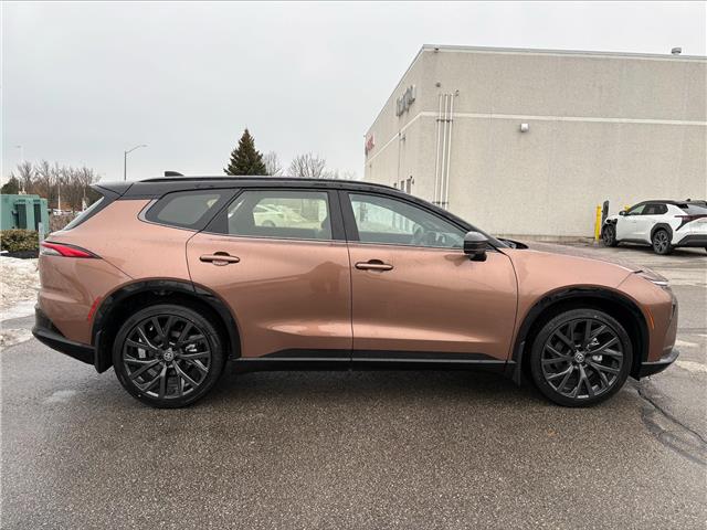 2026 Toyota Crown Signia Limited (Stk: 26108) in Bowmanville - Image 5 of 7