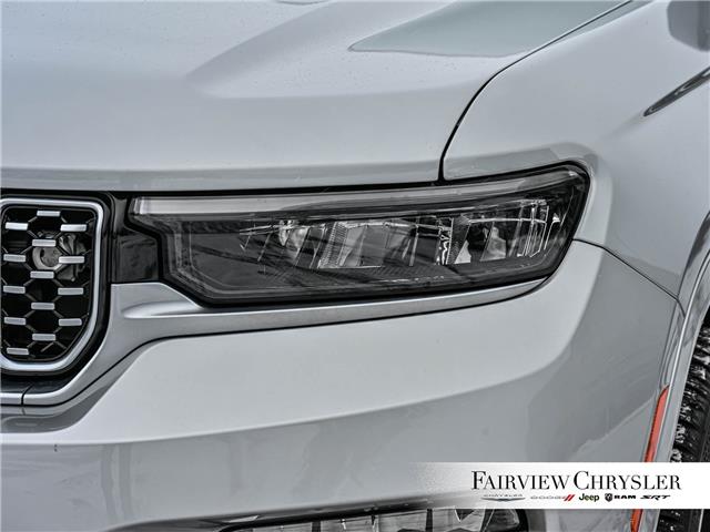 2022 Jeep Grand Cherokee Summit (Stk: U21521) in Burlington - Image 8 of 35
