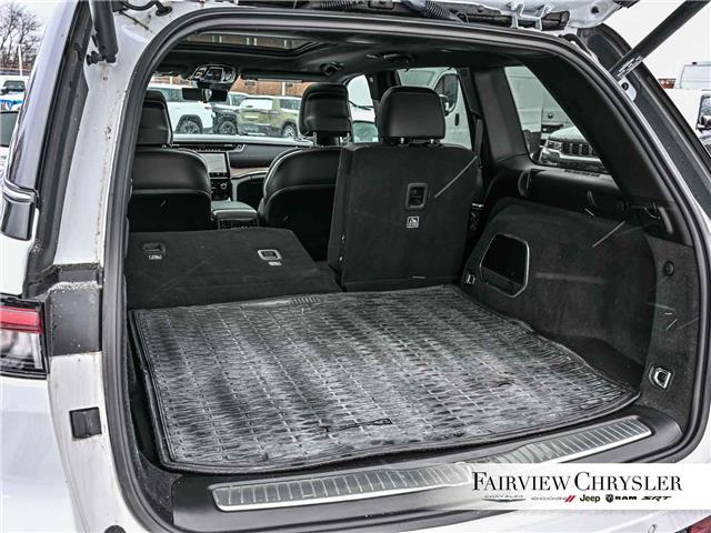 2024 Jeep Grand Cherokee Summit (Stk: U21536) in Burlington - Image 6 of 33