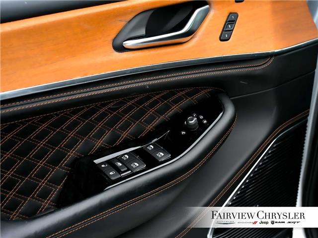 2022 Jeep Grand Cherokee Summit (Stk: U21521) in Burlington - Image 17 of 35