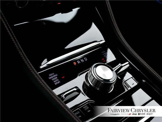 2022 Jeep Grand Cherokee Summit (Stk: U21521) in Burlington - Image 18 of 35