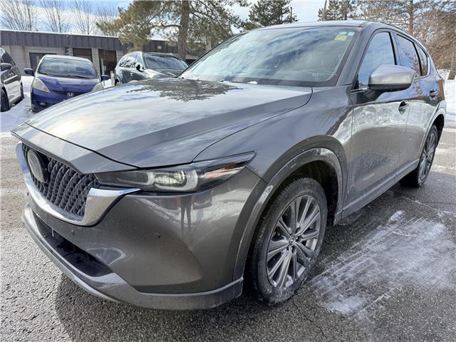 2024 Mazda CX-5 Signature (Stk: 16142) in Newmarket - Image 1 of 35
