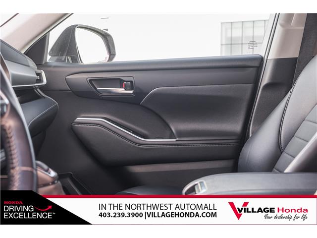 2021 Toyota Highlander XLE (Stk: B9058) in Calgary - Image 30 of 35 2021 Toyota Highlander XLE (Stk: B9058) in Calgary - Image 30 of 35