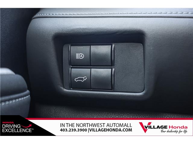 2021 Toyota Highlander XLE (Stk: B9058) in Calgary - Image 20 of 35 2021 Toyota Highlander XLE (Stk: B9058) in Calgary - Image 20 of 35
