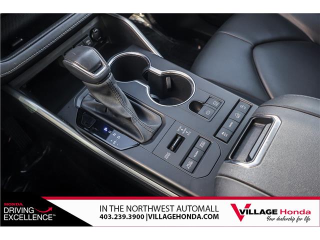 2021 Toyota Highlander XLE (Stk: B9058) in Calgary - Image 22 of 35 2021 Toyota Highlander XLE (Stk: B9058) in Calgary - Image 22 of 35