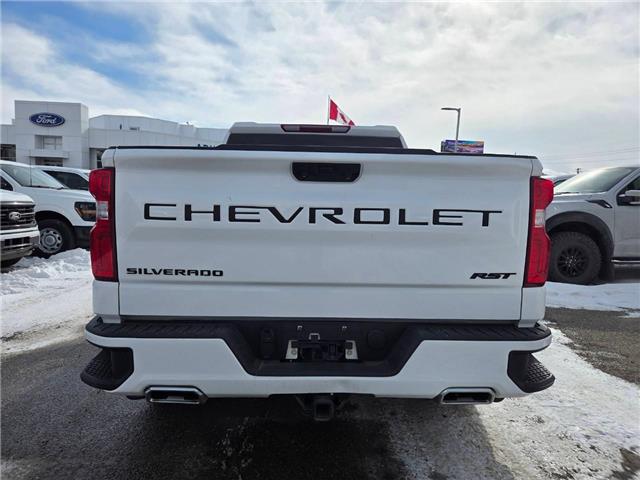 2023 Chevrolet Silverado 1500 RST (Stk: 7084) in Calgary - Image 4 of 9