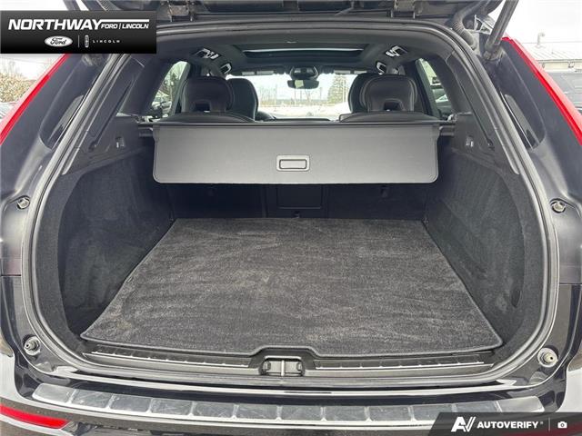 2022 Volvo XC60 B6 R-Design (Stk: A1008) in Brantford - Image 10 of 23