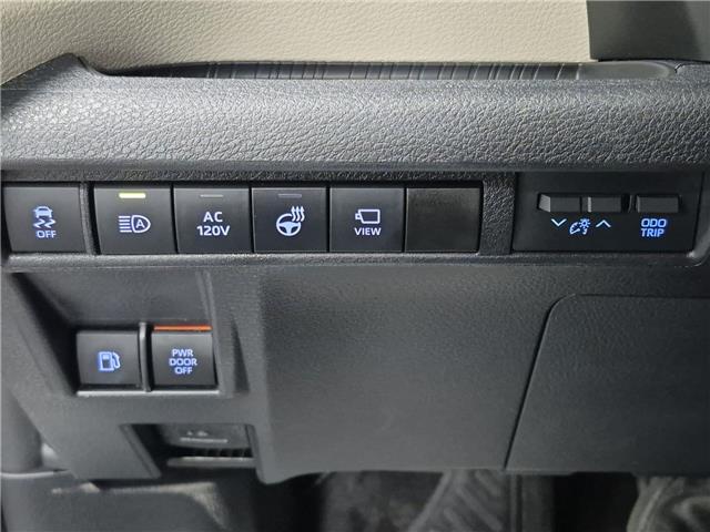 2021 Toyota Sienna Limited 7-Passenger (Stk: 10U6436) in Markham - Image 25 of 37