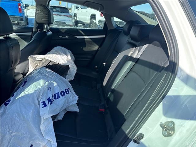 2016 Honda Civic Touring (Stk: L713A) in Newmarket - Image 6 of 18