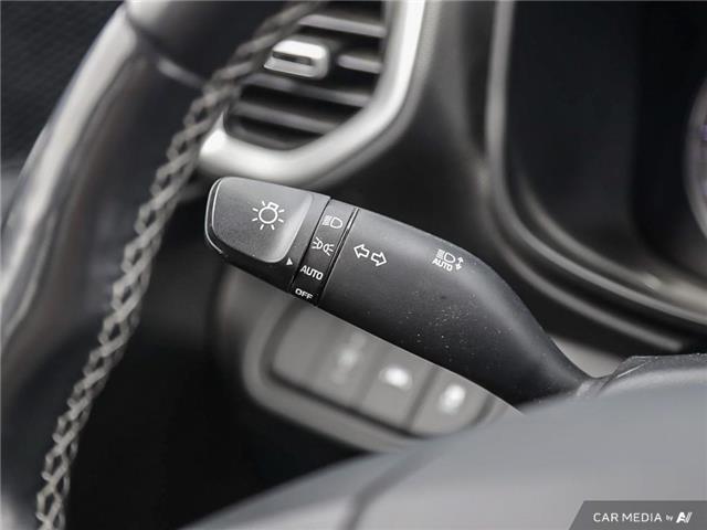 2022 Hyundai Venue Preferred (Stk: 106700) in London - Image 15 of 25