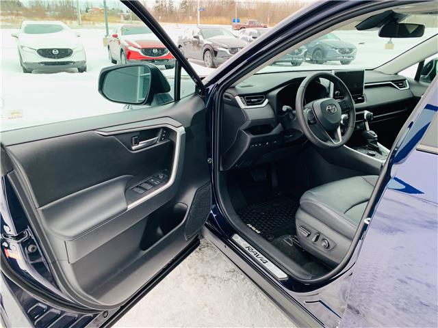 2023 Toyota RAV4 Hybrid XLE (Stk: 25-343A) in Cornwall - Image 18 of 33