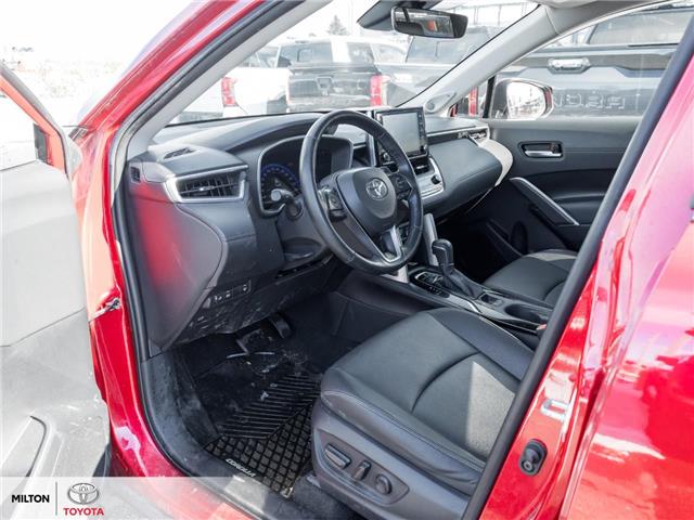2022 Toyota Corolla Cross XLE (Stk: 036548) in Milton - Image 8 of 26