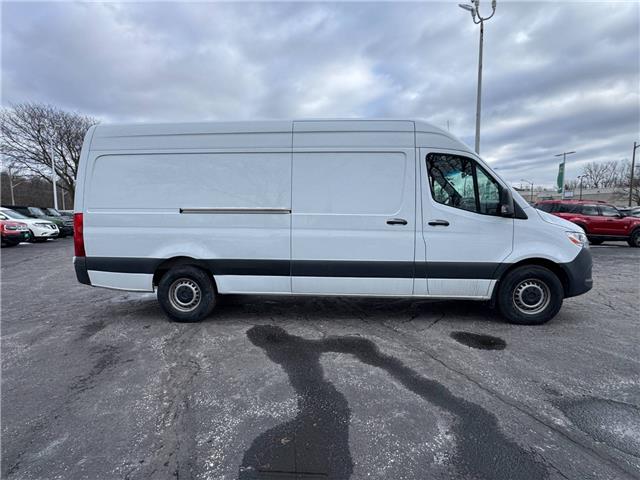 2023 Mercedes-Benz Sprinter 2500 High Roof 4-Cyl Diesel HO (Stk: PR60295) in Windsor - Image 7 of 22