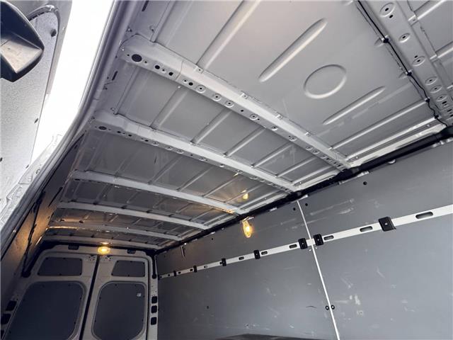 2023 Mercedes-Benz Sprinter 2500 High Roof 4-Cyl Diesel HO (Stk: PR60295) in Windsor - Image 11 of 22