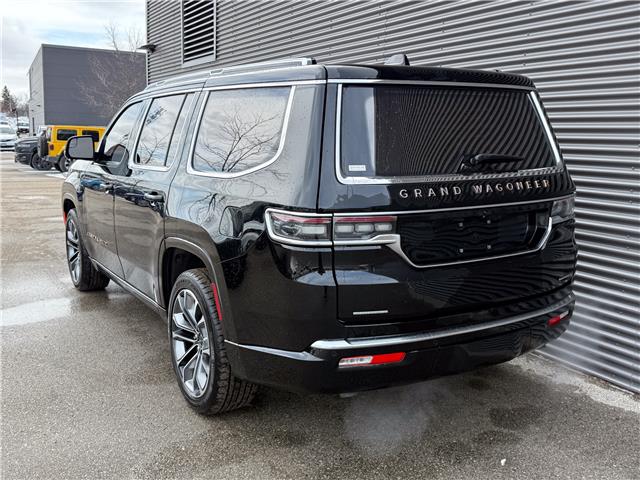 2022 Jeep Grand Wagoneer Series III (Stk: L5883) in London - Image 4 of 32